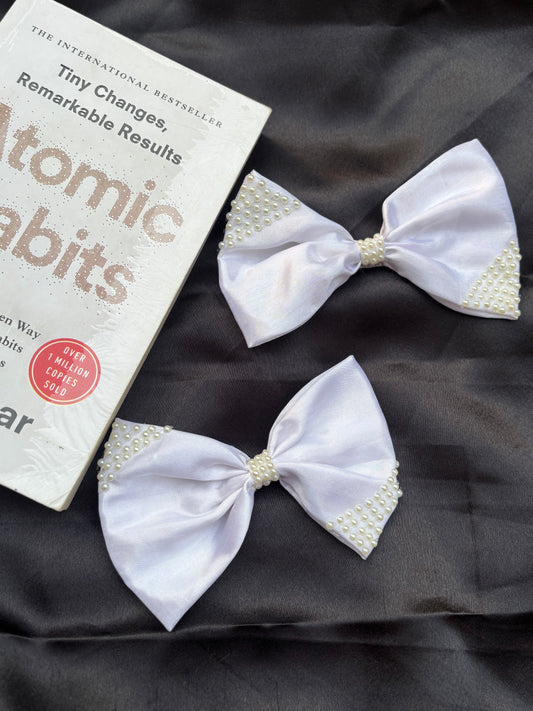 Pearl Elegance Hair Bow – White