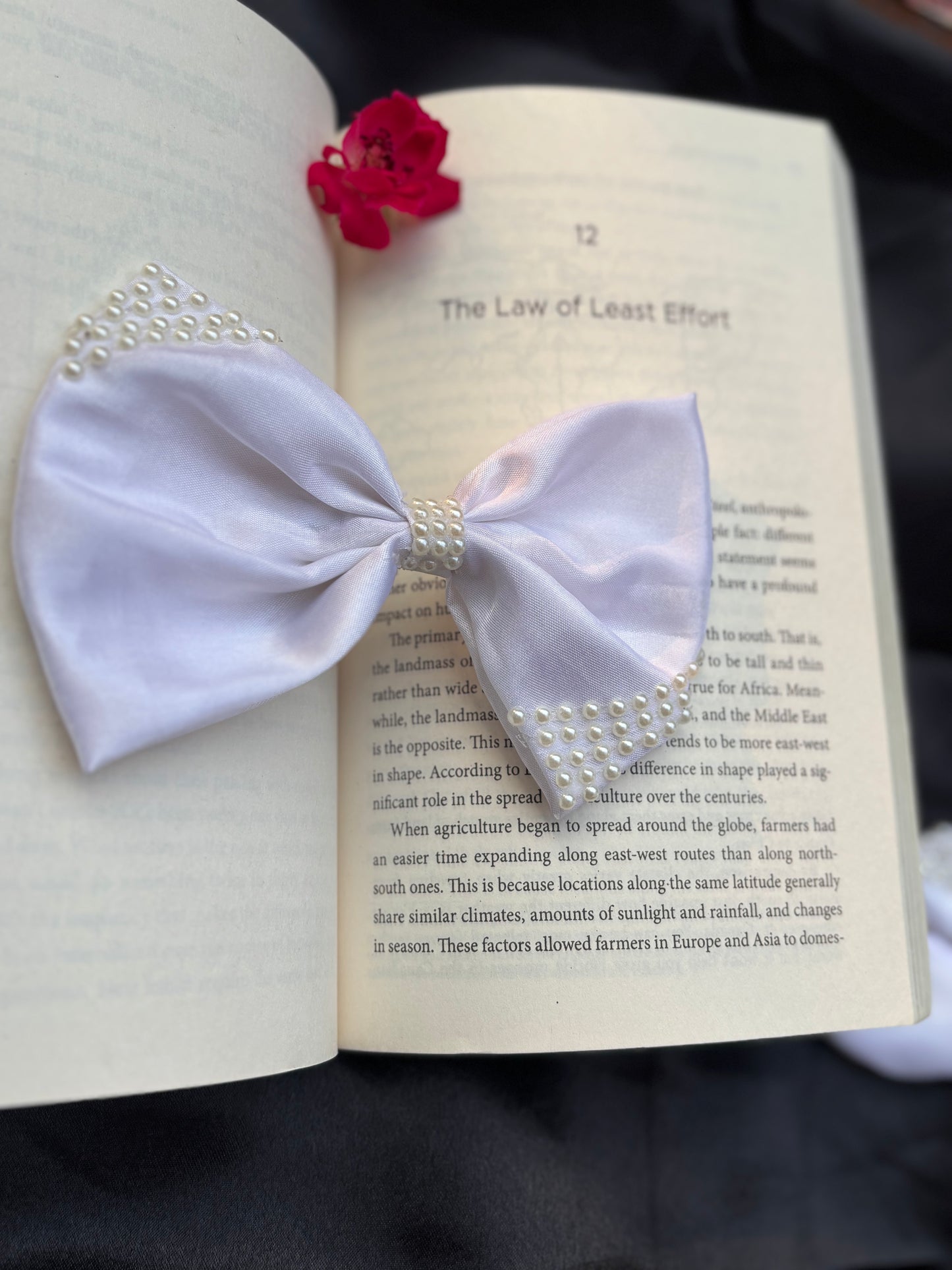 Pearl Elegance Hair Bow – White
