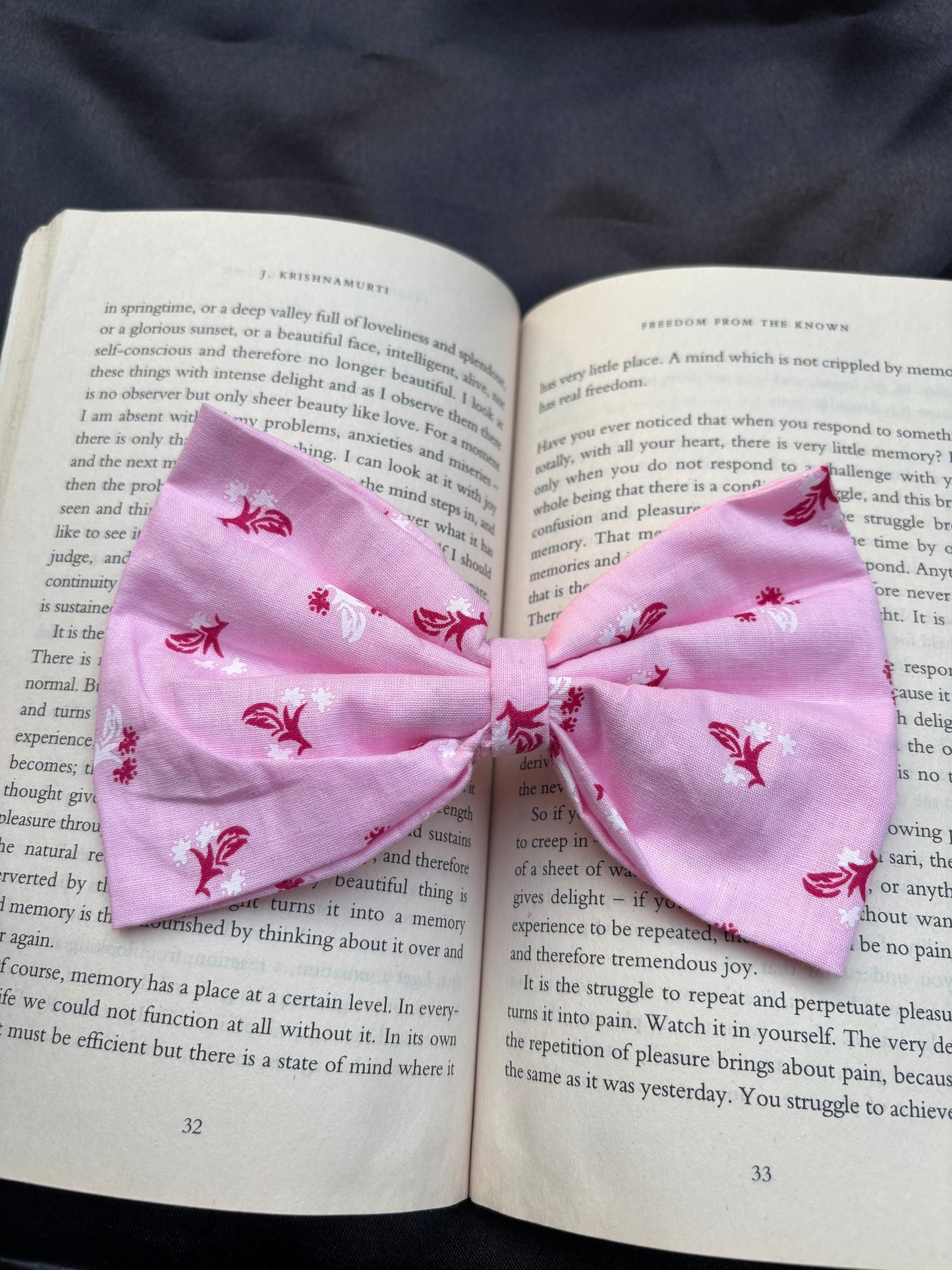 Rosé Garden Bow Clip – Handcrafted Cotton Hair Accessory